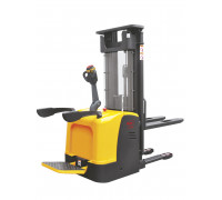 Штабелер самоходный 1,5 т 4,5 м XILIN CDDK15-III Li-ion 24/230 В/Ач (с платформой)